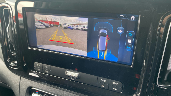 Mercedes-Benz Vito L2 Diesel Rwd 116CDI Select Van 9G-Tronic - Image 2